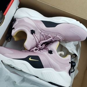 nike huarache city move